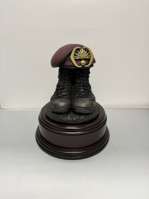 Boots and Beret 11 Infbat Grenadiers