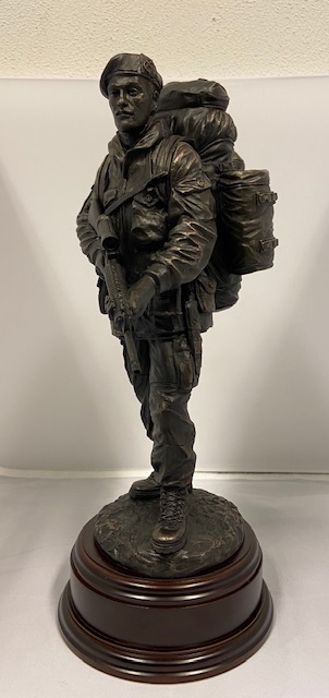 Bronzen beeld Mariniers